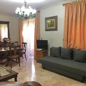 Amplio Apartamento En Plaza Trinidad , Granada España